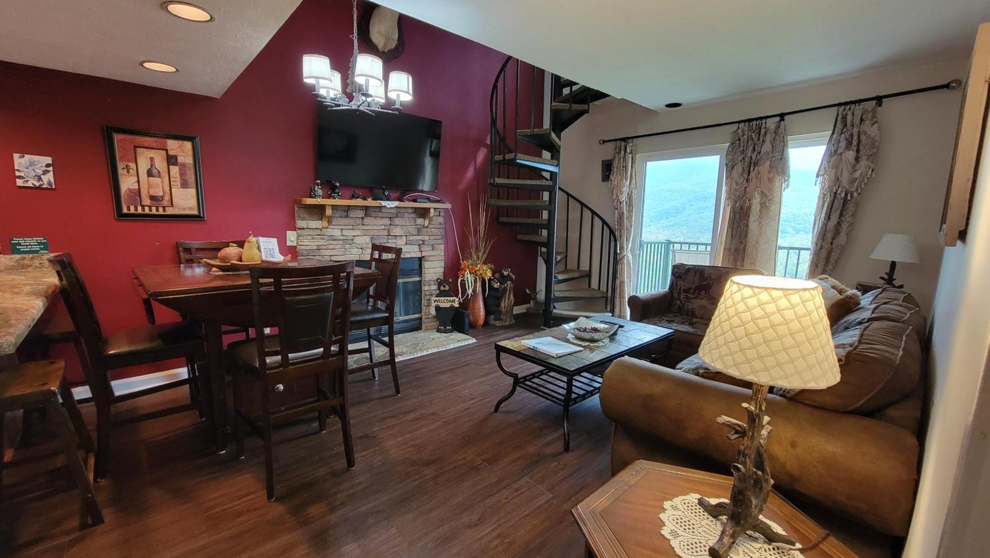 Апартаменты Stairway To Heaven, Breathtaking Mtn Views Indoor Pool & Hot Tub Гатлинбург Экстерьер фото
